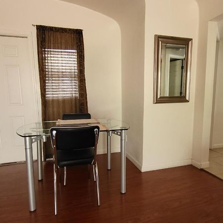 U1 - Entire 2 Bedroom Apt In Dt Phx With Pkg Phoenix Exterior photo